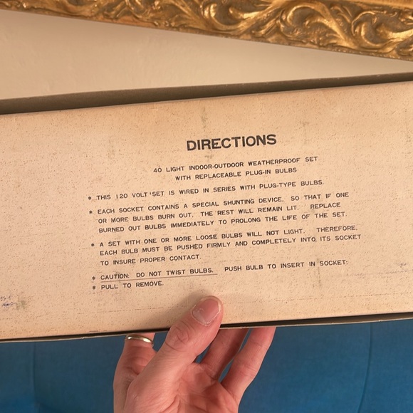 1960s vintage red flower string lights - Picture 6 of 9